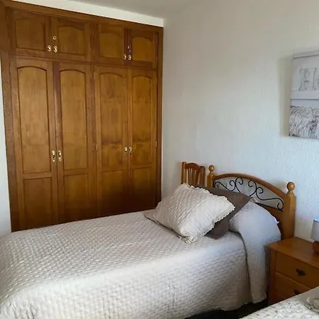 Apartment Sun&relax Apto 2dormitorios 6-7pwifi&piscina Puerto de Santiago (Tenerife)